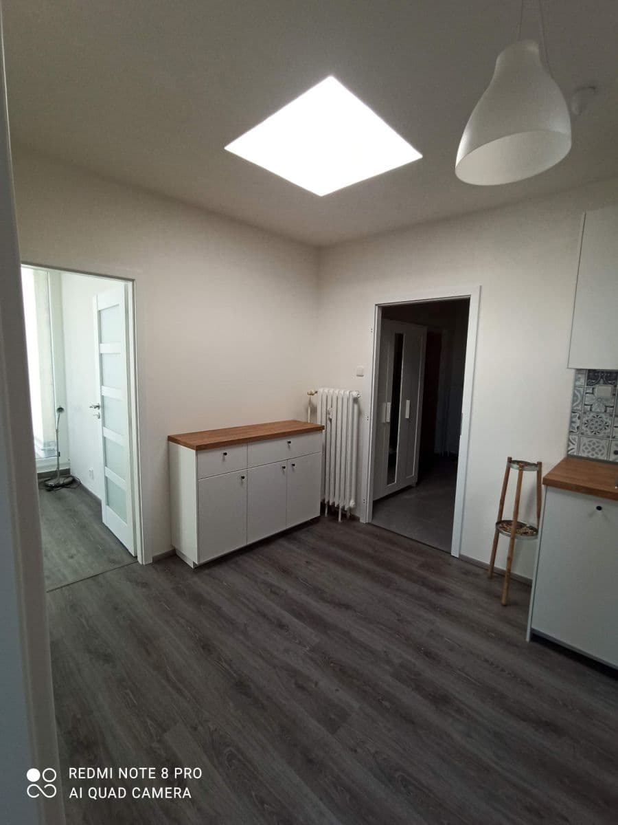 2 bedroom flat to rent, 52 m², Hlivická, Prague, Prague 2 bedroom flat to rent, 52 m², Hlivická, Prague, Prague