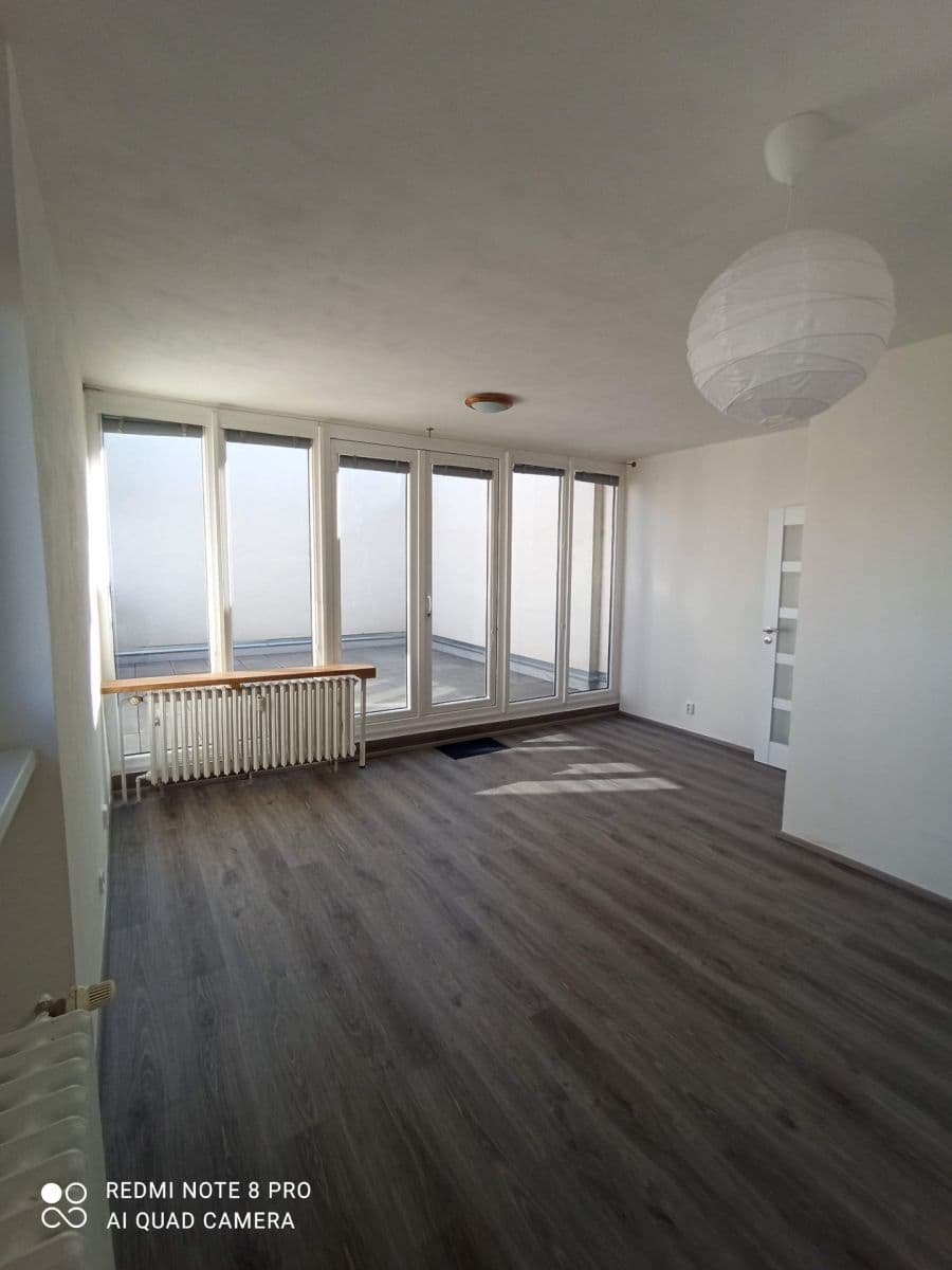 2 bedroom flat to rent, 52 m², Hlivická, Prague, Prague 2 bedroom flat to rent, 52 m², Hlivická, Prague, Prague