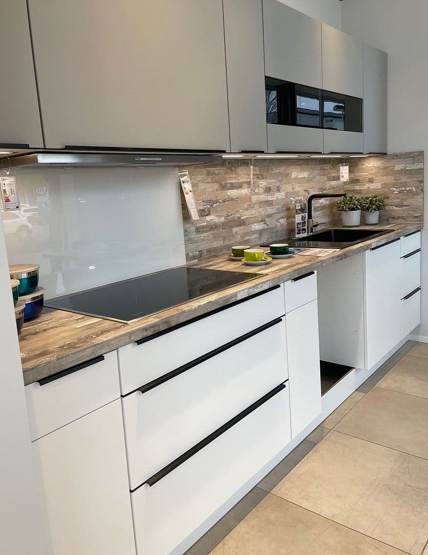 2 bedroom with open-plan kitchen flat to rent, 115 m², Göppingen, Baden-Württemberg 2 bedroom with open-plan kitchen flat to rent, 115 m², Göppingen, Baden-Württemberg