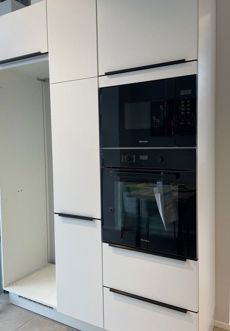 2 bedroom with open-plan kitchen flat to rent, 115 m², Göppingen, Baden-Württemberg 2 bedroom with open-plan kitchen flat to rent, 115 m², Göppingen, Baden-Württemberg