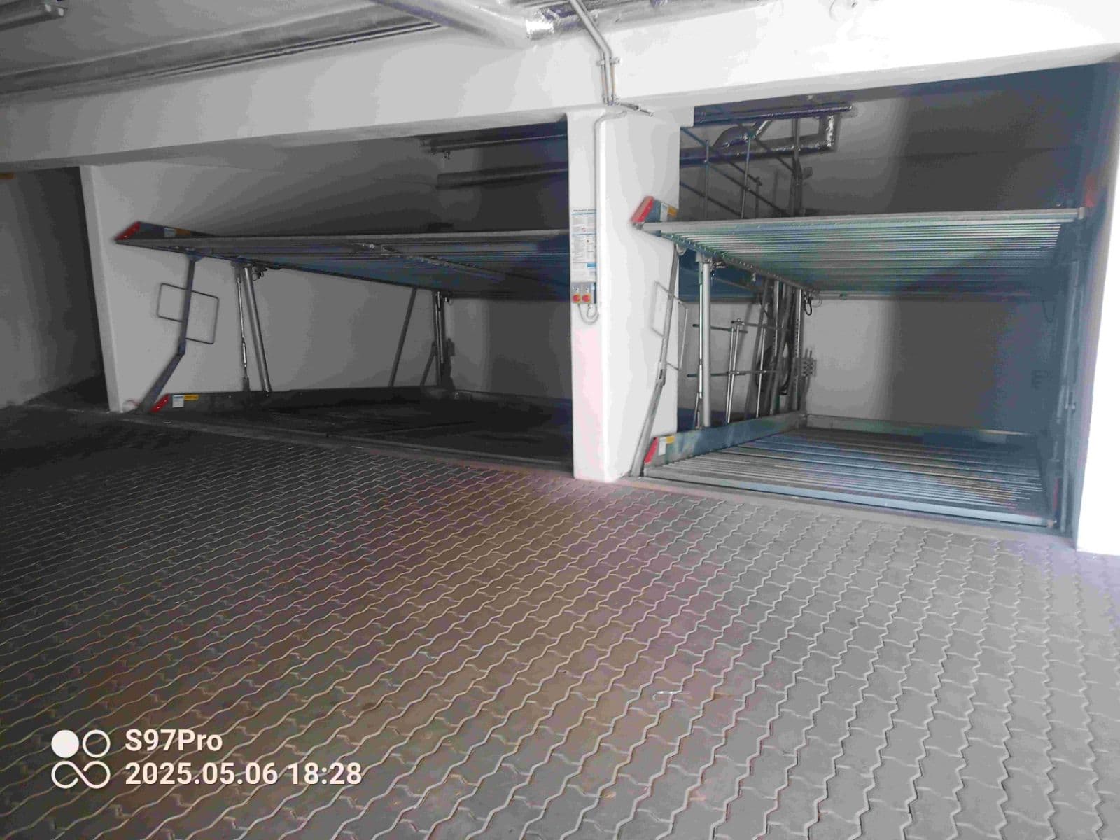 garage to rent, 10 m², Musílkova, Prague, Prague garage to rent, 10 m², Musílkova, Prague, Prague