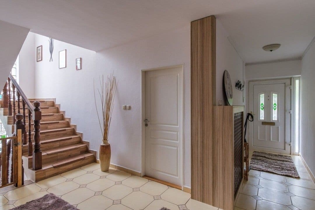 house for sale, 440 m², Údolní, Úštěk, Ústecký Region house for sale, 440 m², Údolní, Úštěk, Ústecký Region