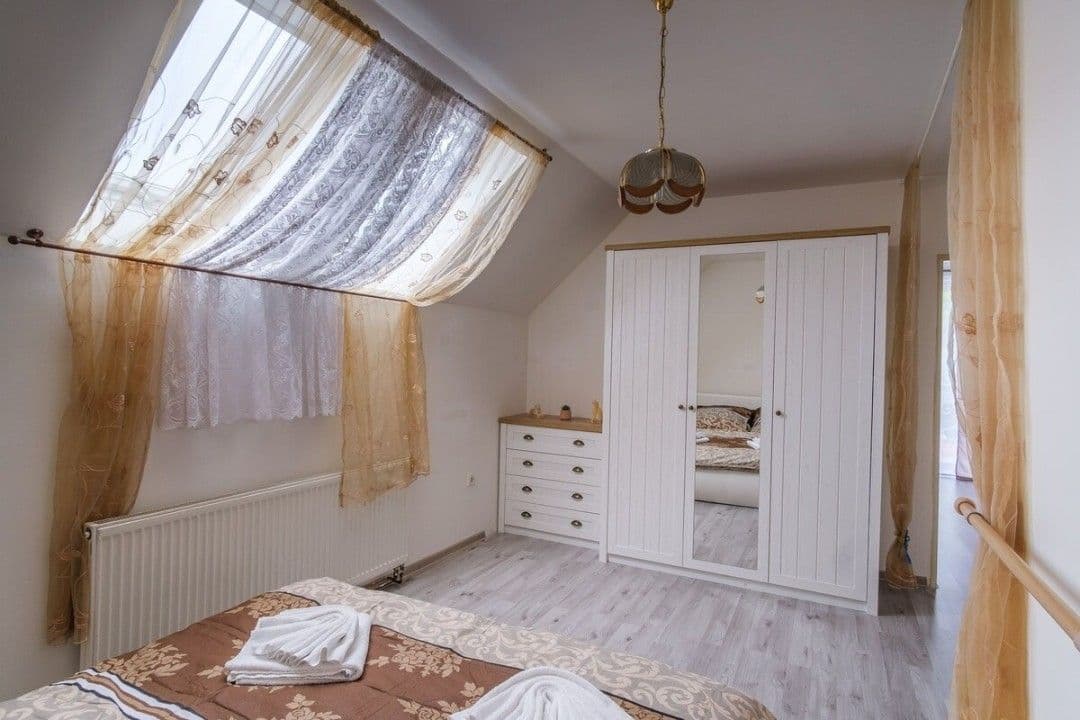 house for sale, 440 m², Údolní, Úštěk, Ústecký Region house for sale, 440 m², Údolní, Úštěk, Ústecký Region