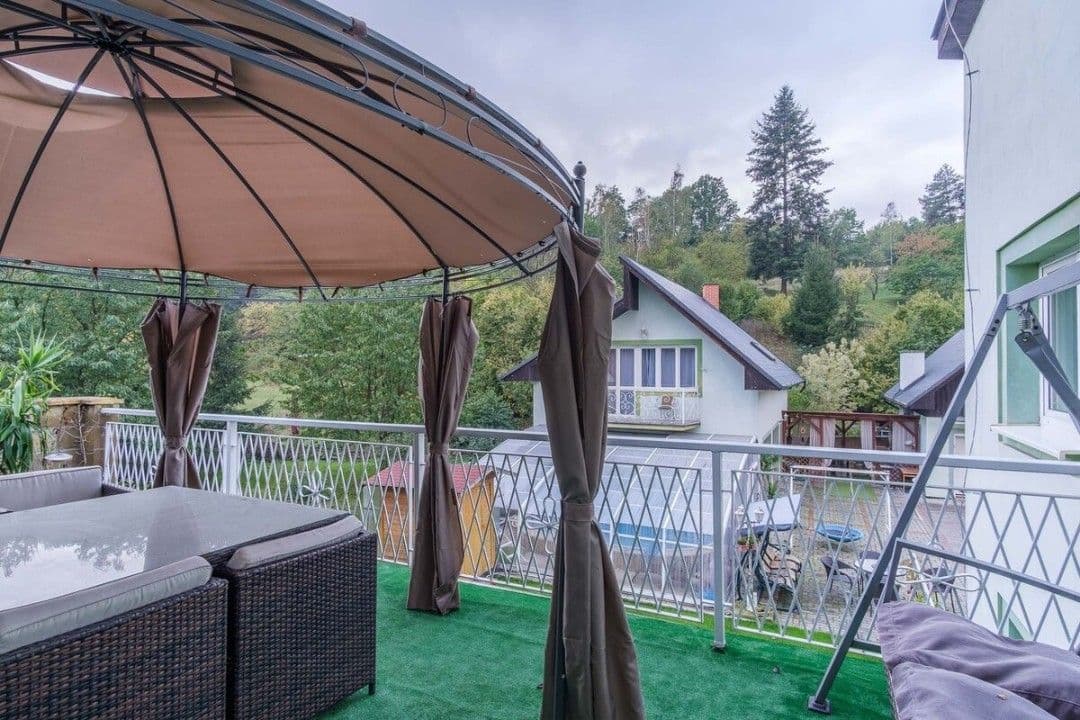 house for sale, 440 m², Údolní, Úštěk, Ústecký Region house for sale, 440 m², Údolní, Úštěk, Ústecký Region