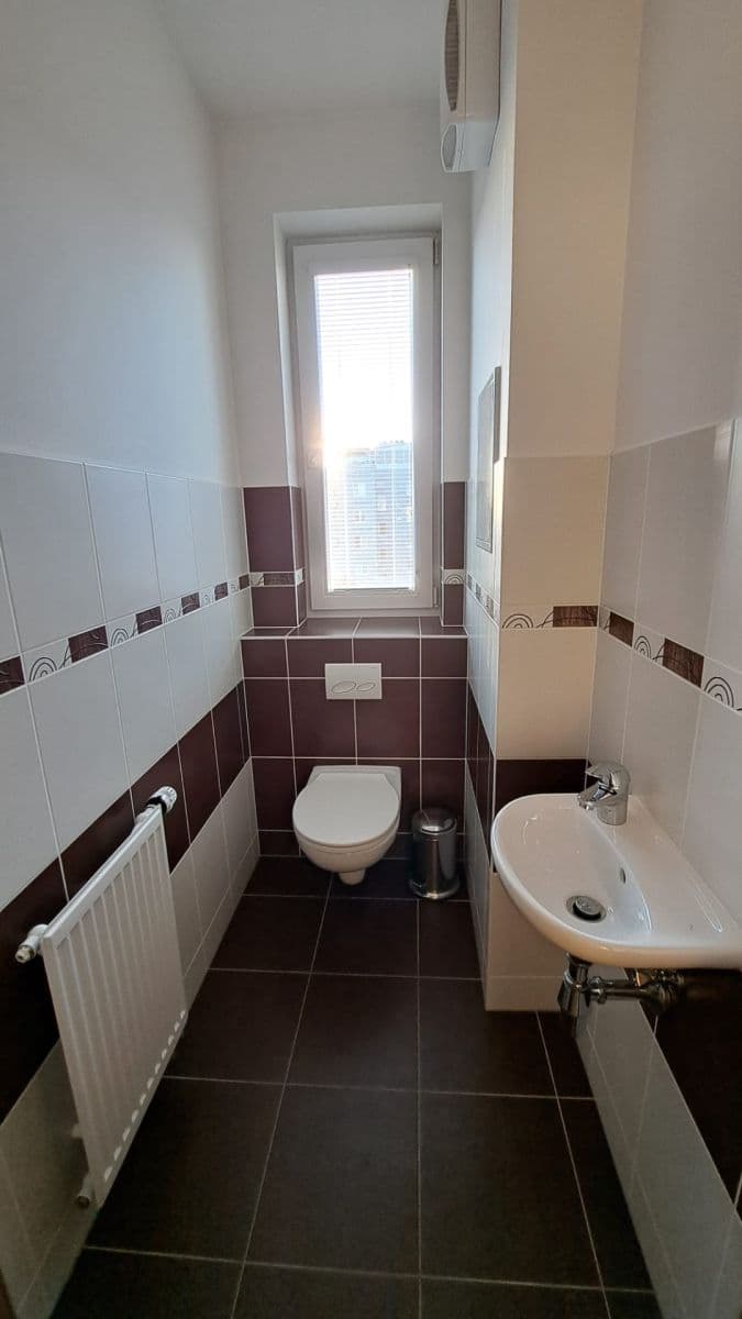 1 bedroom with open-plan kitchen flat to rent, 58 m², Sicherova, Prague, Prague 1 bedroom with open-plan kitchen flat to rent, 58 m², Sicherova, Prague, Prague