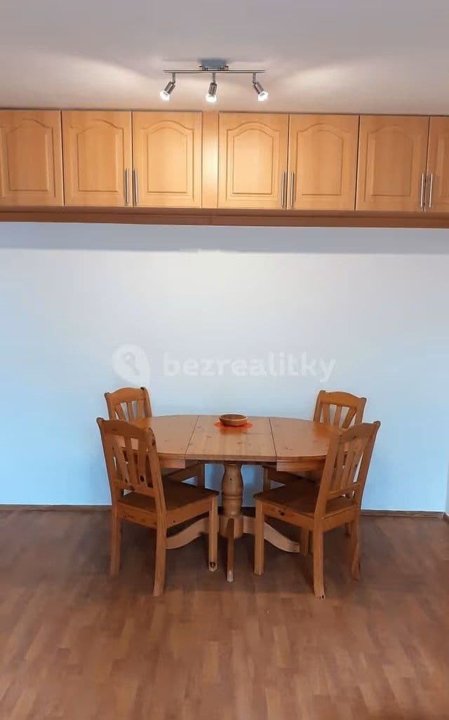 3 bedroom flat to rent, 75 m², Lešenská, Prague, Prague 3 bedroom flat to rent, 75 m², Lešenská, Prague, Prague