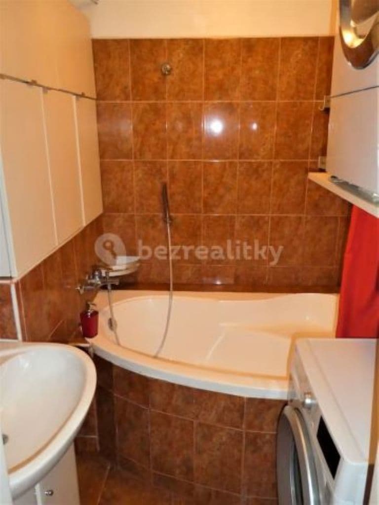 3 bedroom flat to rent, 75 m², Lešenská, Prague, Prague 3 bedroom flat to rent, 75 m², Lešenská, Prague, Prague