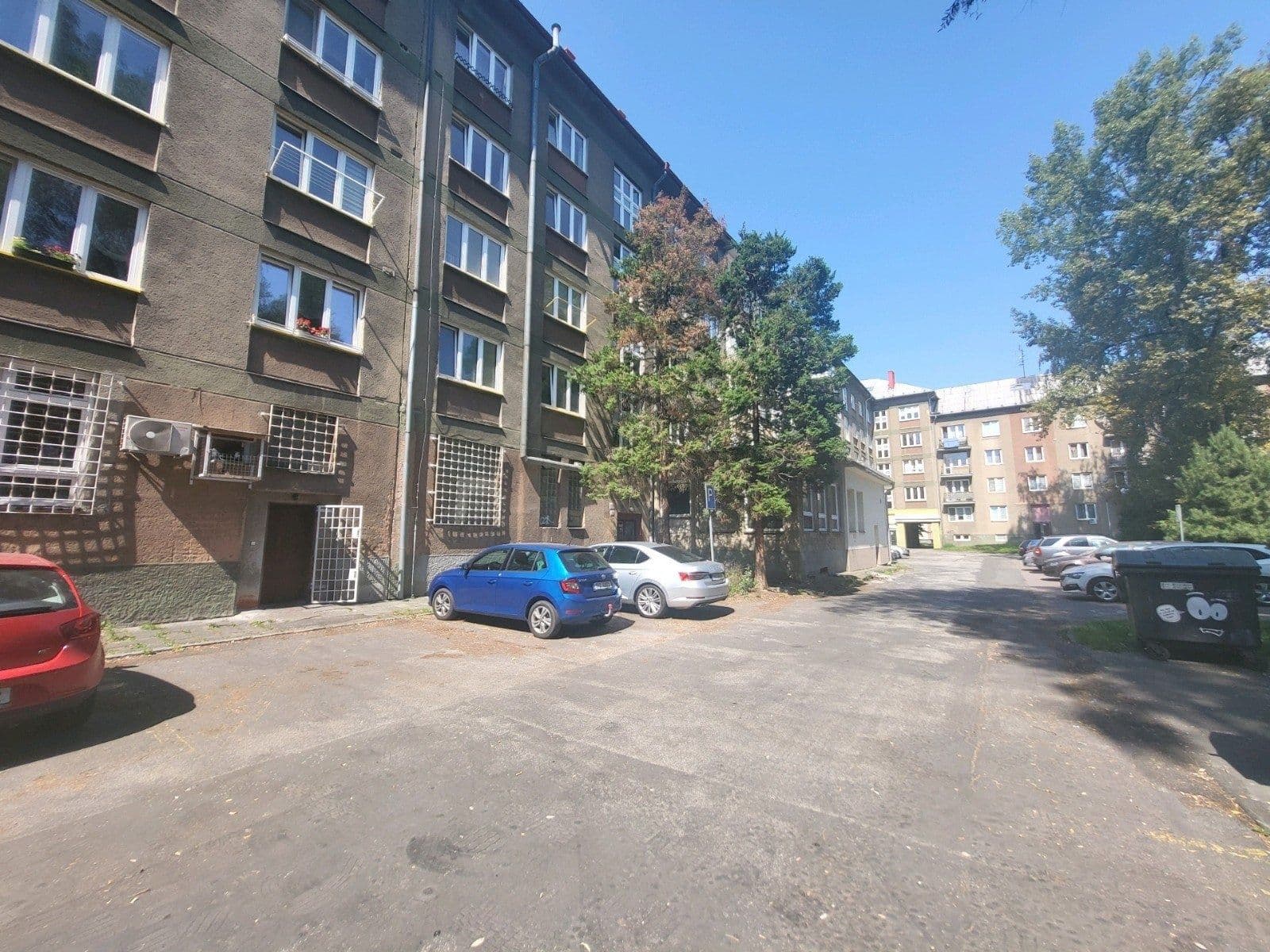 4 bedroom flat to rent, 93 m², tř. Osvobození, Karviná, Moravskoslezský Region 4 bedroom flat to rent, 93 m², tř. Osvobození, Karviná, Moravskoslezský Region