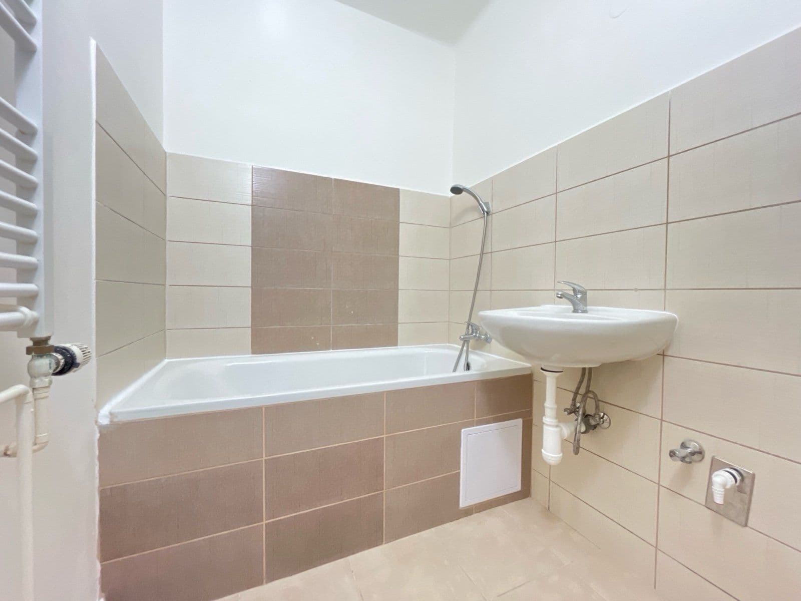 2 bedroom flat to rent, 54 m², Purkyňova, Havířov, Moravskoslezský Region 2 bedroom flat to rent, 54 m², Purkyňova, Havířov, Moravskoslezský Region