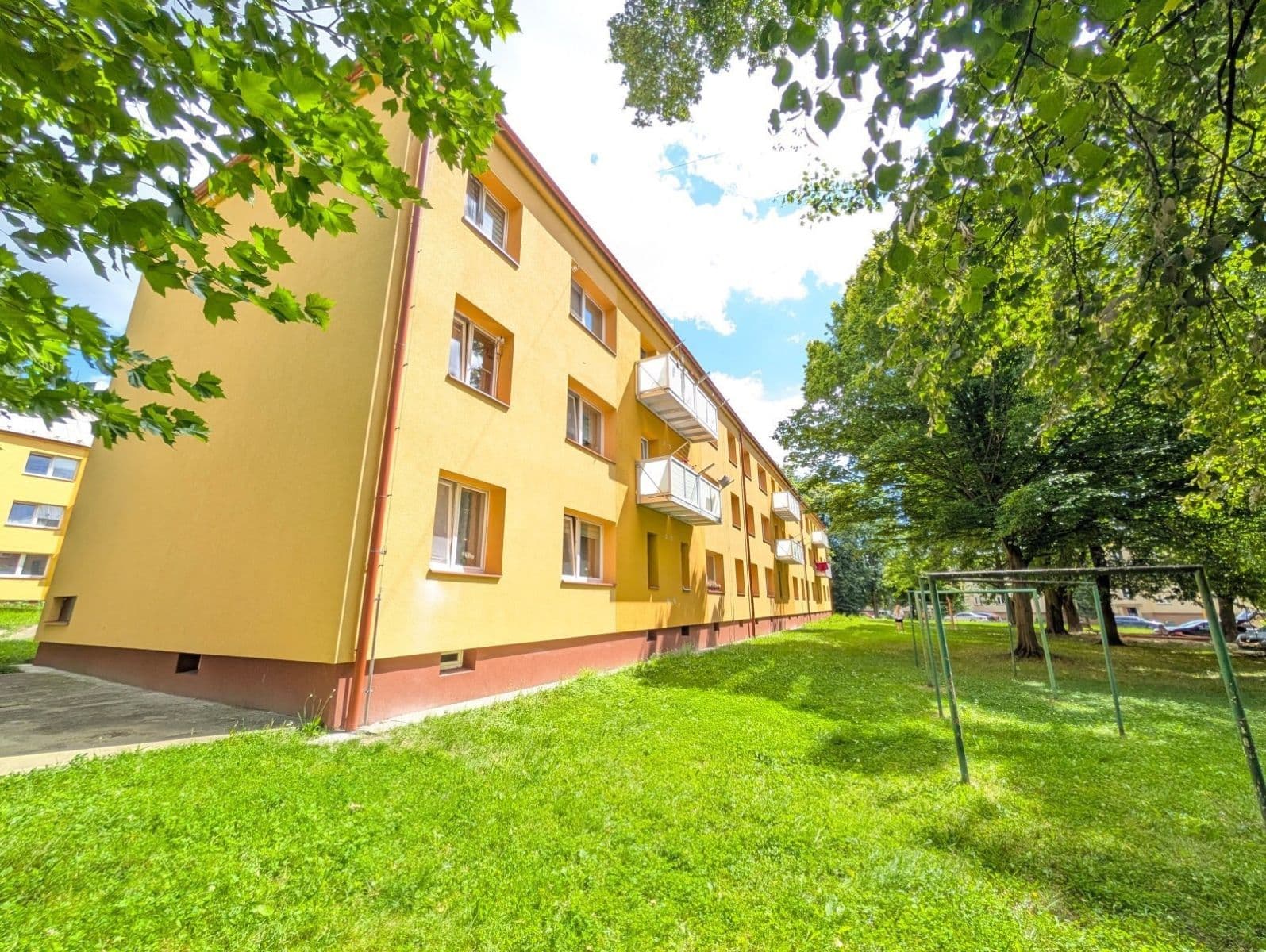 1 bedroom with open-plan kitchen flat to rent, 37 m², Dukelská, Havířov, Moravskoslezský Region 1 bedroom with open-plan kitchen flat to rent, 37 m², Dukelská, Havířov, Moravskoslezský Region