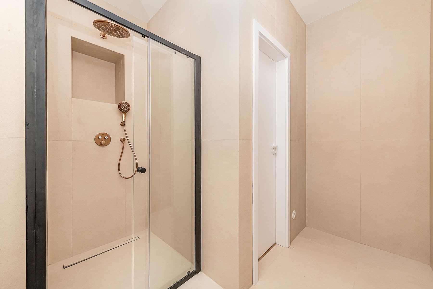 1 bedroom with open-plan kitchen flat for sale, 63 m², Chodská, Prague, Prague 1 bedroom with open-plan kitchen flat for sale, 63 m², Chodská, Prague, Prague