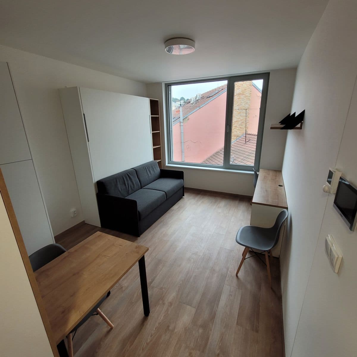Studio flat to rent, 22 m², Plzeňská, Prague, Prague Studio flat to rent, 22 m², Plzeňská, Prague, Prague