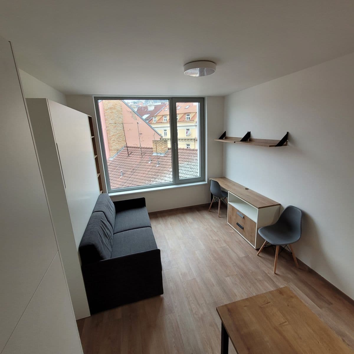 Studio flat to rent, 22 m², Plzeňská, Prague, Prague Studio flat to rent, 22 m², Plzeňská, Prague, Prague