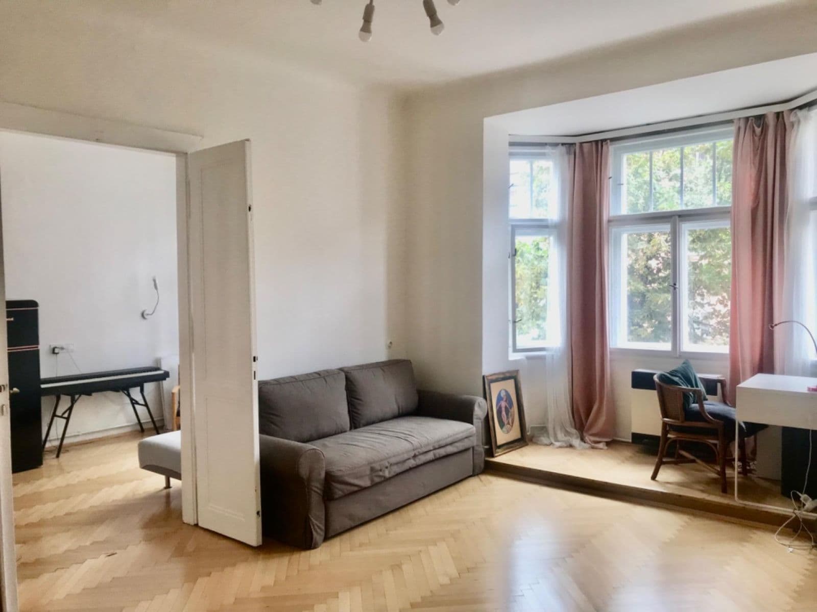 1 bedroom with open-plan kitchen flat to rent, 48 m², U Průhonu, Prague, Prague 1 bedroom with open-plan kitchen flat to rent, 48 m², U Průhonu, Prague, Prague