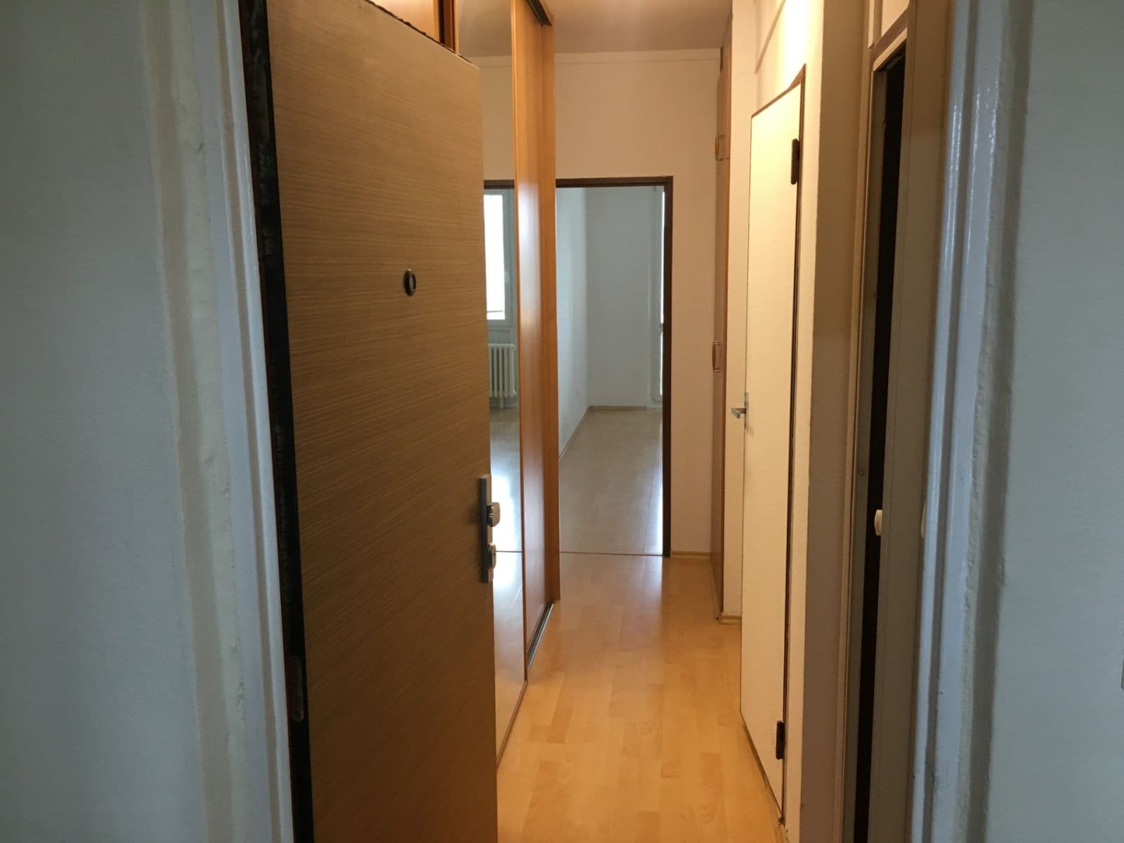 Studio flat to rent, 30 m², Jana Masaryka, Hradec Králové, Královéhradecký Region Studio flat to rent, 30 m², Jana Masaryka, Hradec Králové, Královéhradecký Region