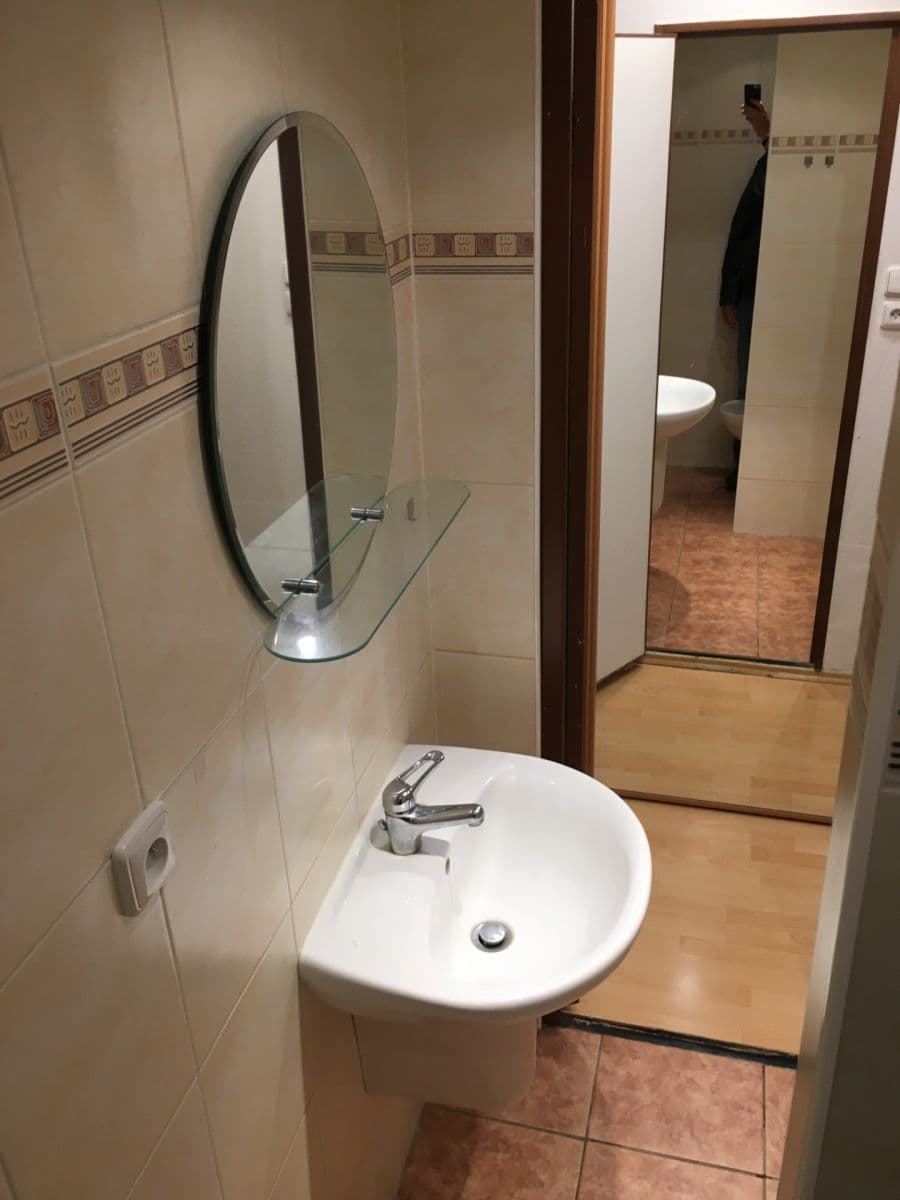 Studio flat to rent, 30 m², Jana Masaryka, Hradec Králové, Královéhradecký Region Studio flat to rent, 30 m², Jana Masaryka, Hradec Králové, Královéhradecký Region