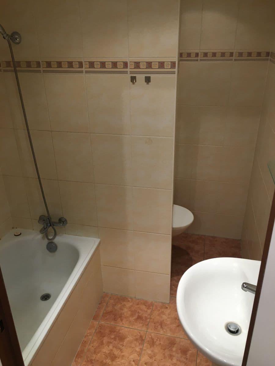 Studio flat to rent, 30 m², Jana Masaryka, Hradec Králové, Královéhradecký Region Studio flat to rent, 30 m², Jana Masaryka, Hradec Králové, Královéhradecký Region