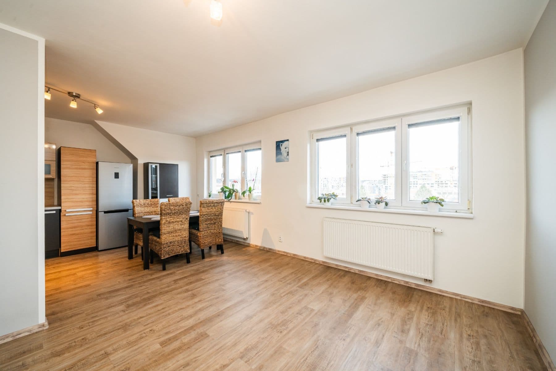 1 bedroom with open-plan kitchen flat to rent, 59 m², Freyova, Prague, Prague 1 bedroom with open-plan kitchen flat to rent, 59 m², Freyova, Prague, Prague