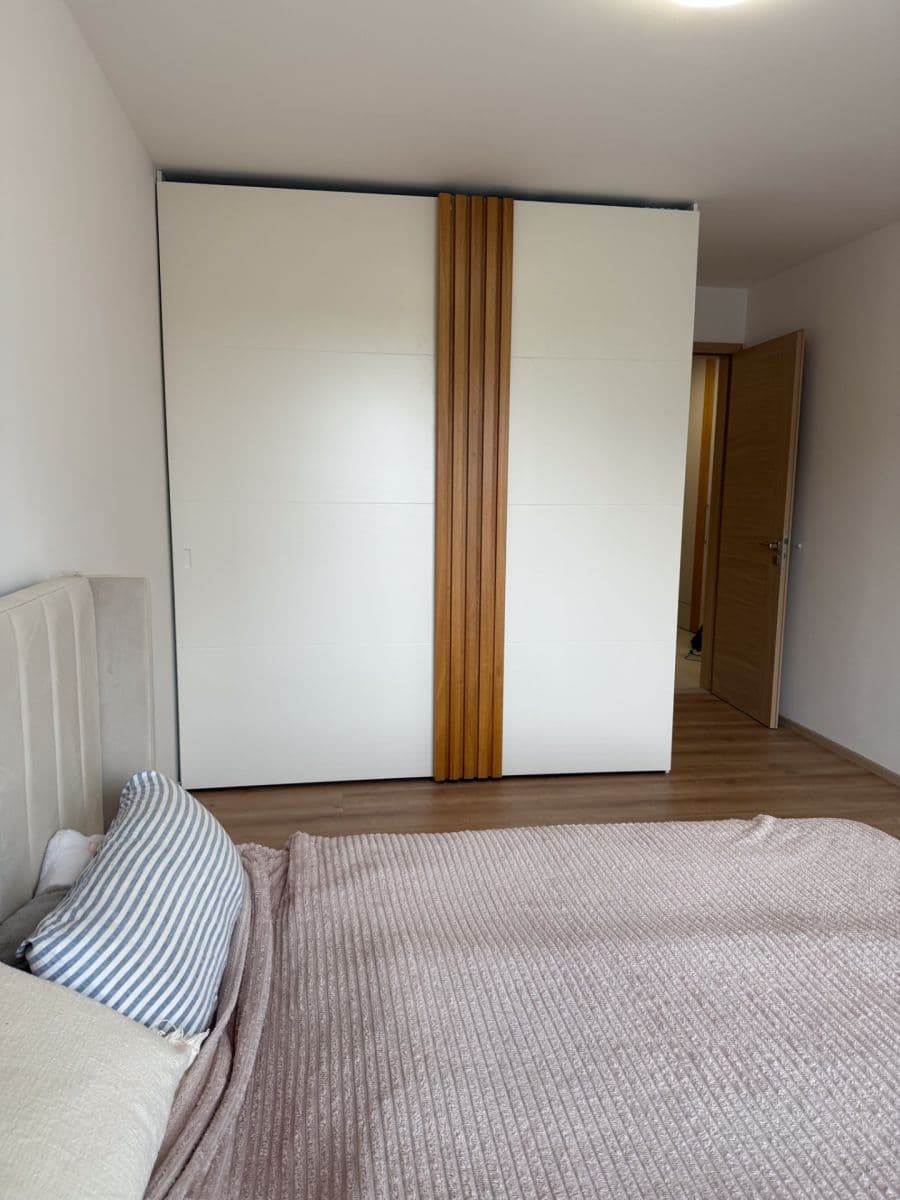 2 bedroom with open-plan kitchen flat to rent, 85 m², Nekvasilova, Prague, Prague 2 bedroom with open-plan kitchen flat to rent, 85 m², Nekvasilova, Prague, Prague