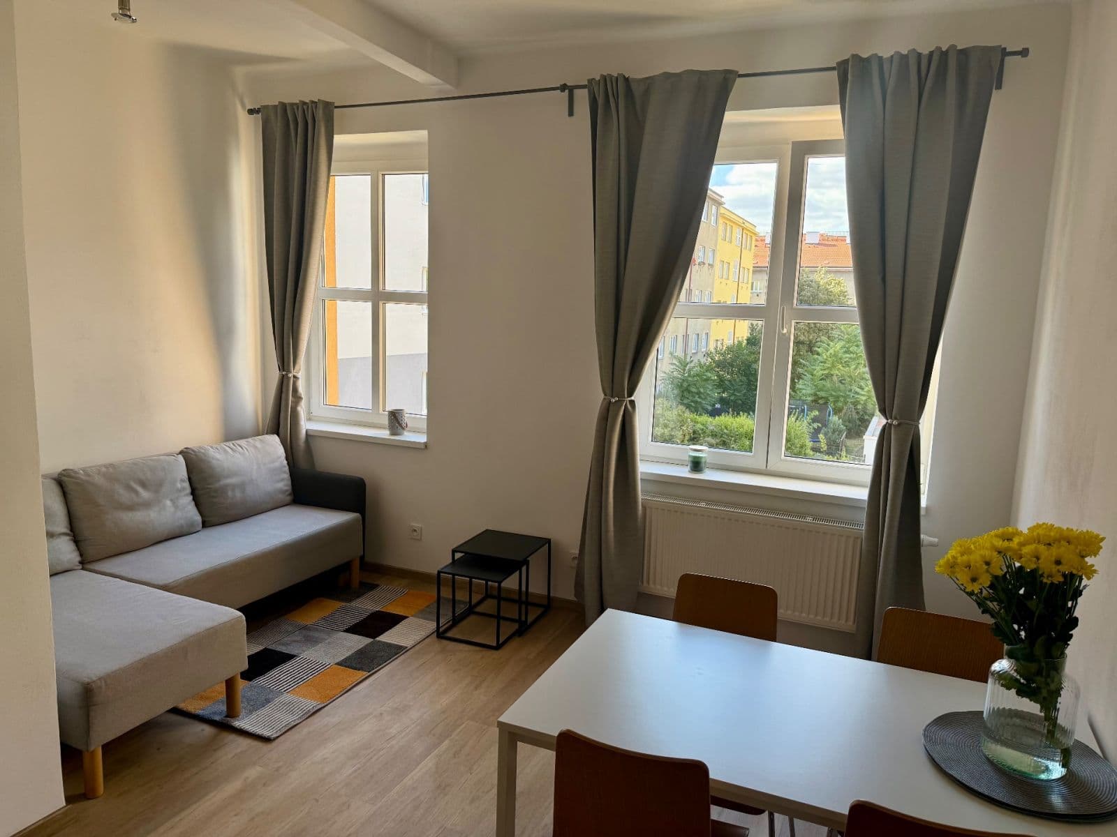 1 bedroom with open-plan kitchen flat to rent, 52 m², U Svépomoci, Prague, Prague 1 bedroom with open-plan kitchen flat to rent, 52 m², U Svépomoci, Prague, Prague