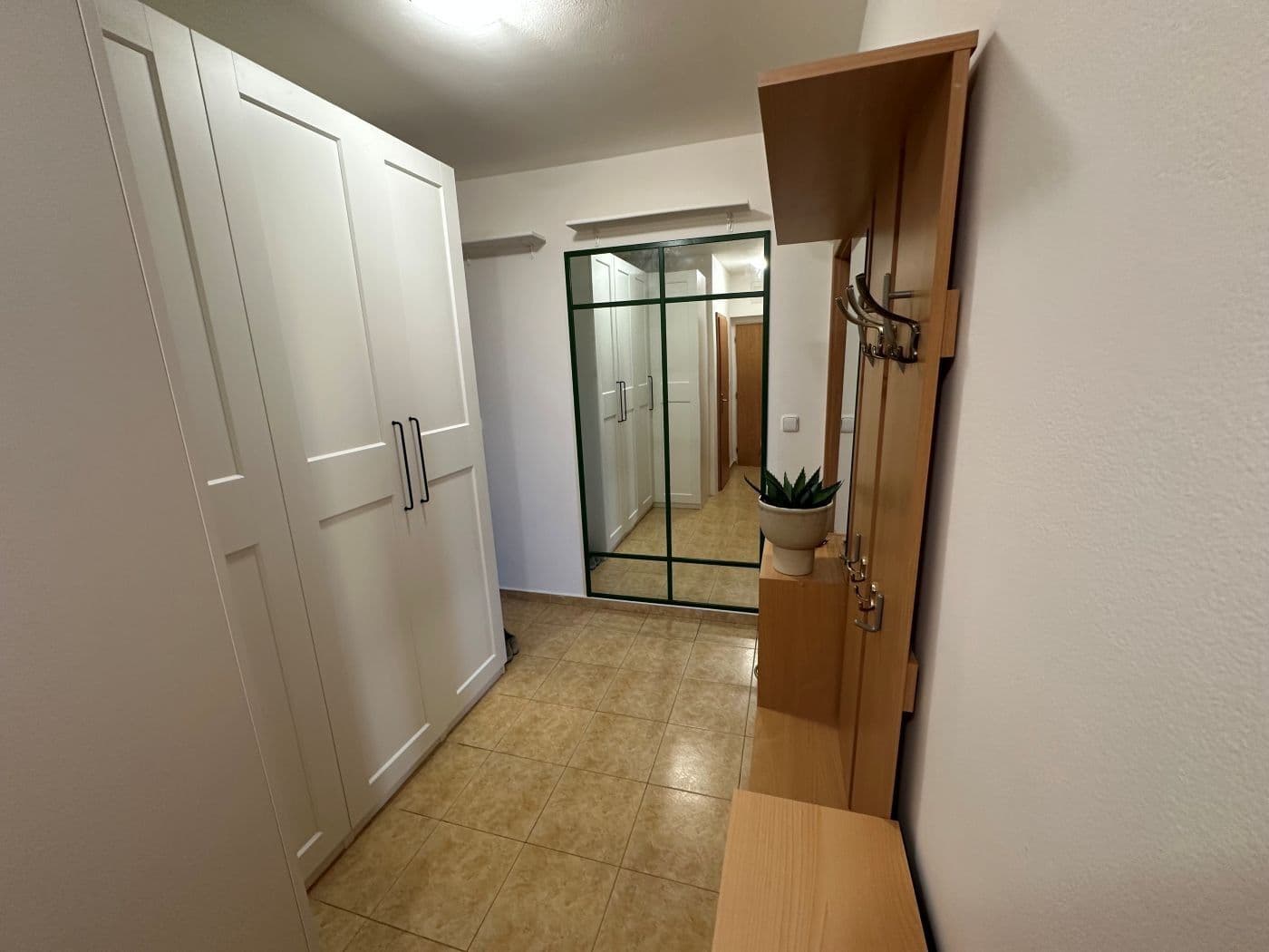 2 bedroom with open-plan kitchen flat to rent, 76 m², Dalmatská, Úvaly, Středočeský Region 2 bedroom with open-plan kitchen flat to rent, 76 m², Dalmatská, Úvaly, Středočeský Region