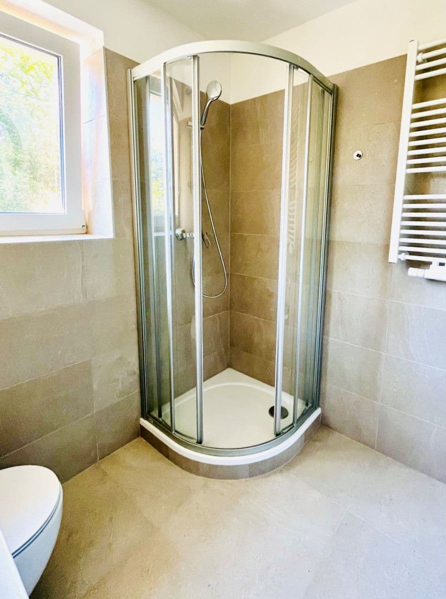 Studio flat to rent, 22 m², V Kněžívce, Tuchoměřice, Středočeský Region Studio flat to rent, 22 m², V Kněžívce, Tuchoměřice, Středočeský Region