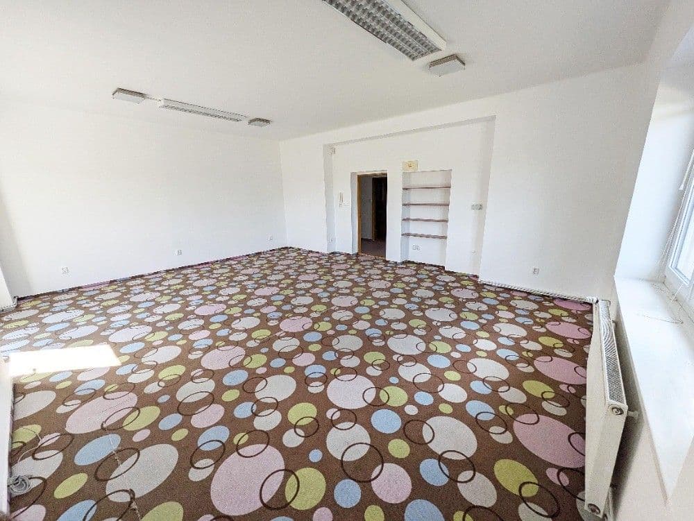 non-residential property to rent, 143 m², Jihlavská, Prague, Prague non-residential property to rent, 143 m², Jihlavská, Prague, Prague