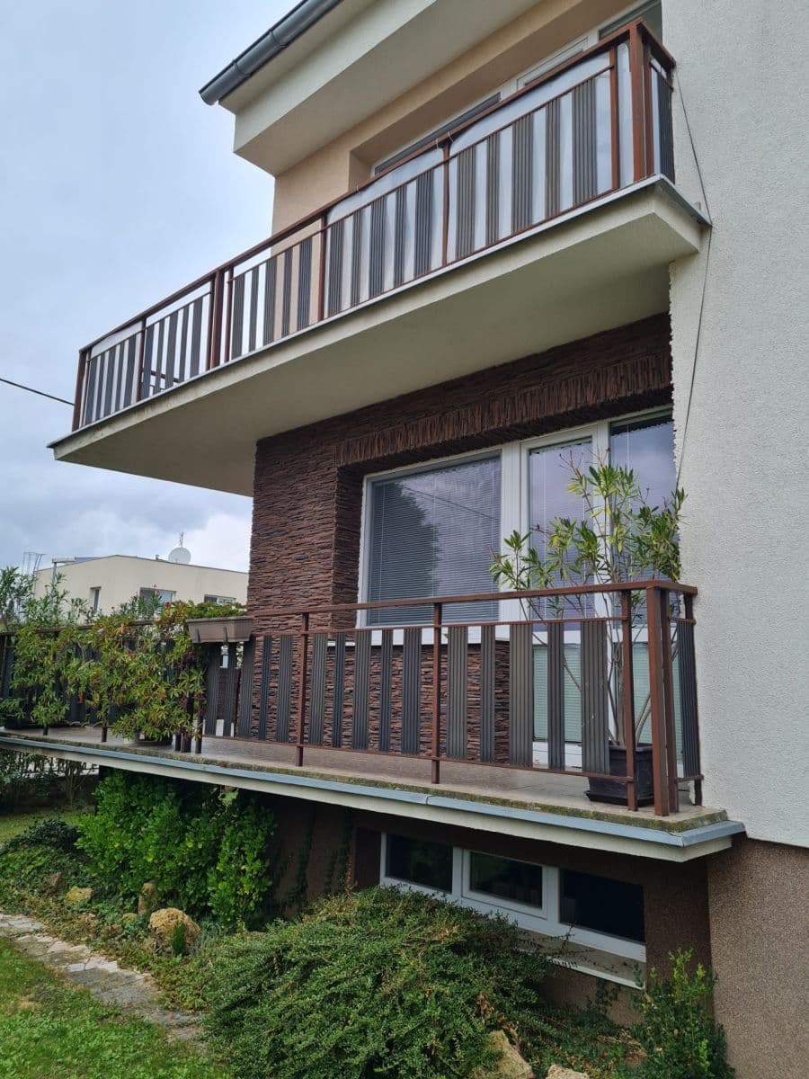 house for sale, 354 m², Slnečné námestie, Trenčín, Trenčiansky Region house for sale, 354 m², Slnečné námestie, Trenčín, Trenčiansky Region