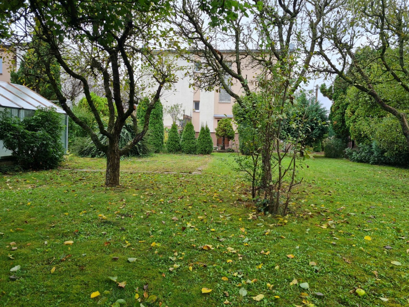 house for sale, 354 m², Slnečné námestie, Trenčín, Trenčiansky Region house for sale, 354 m², Slnečné námestie, Trenčín, Trenčiansky Region