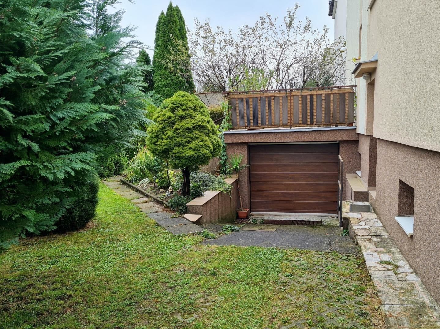 house for sale, 354 m², Slnečné námestie, Trenčín, Trenčiansky Region house for sale, 354 m², Slnečné námestie, Trenčín, Trenčiansky Region