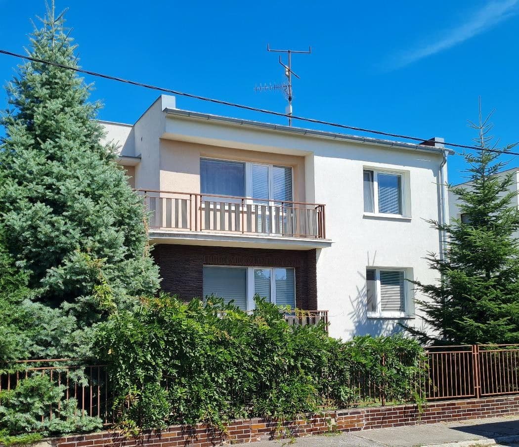 house for sale, 354 m², Slnečné námestie, Trenčín, Trenčiansky Region house for sale, 354 m², Slnečné námestie, Trenčín, Trenčiansky Region