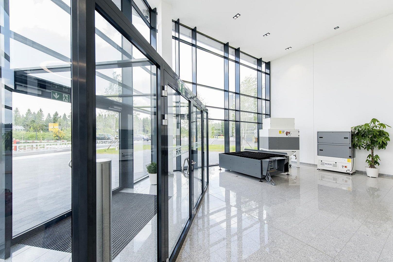 non-residential property to rent, 2,208 m², Burbach, North Rhine-Westphalia non-residential property to rent, 2,208 m², Burbach, North Rhine-Westphalia