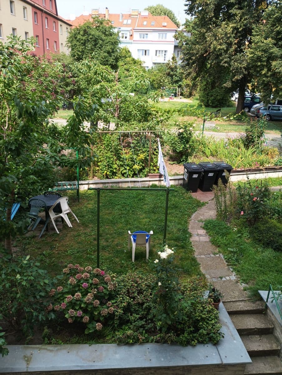 Studio flat to rent, 38 m², Poděbradská, Prague, Prague Studio flat to rent, 38 m², Poděbradská, Prague, Prague