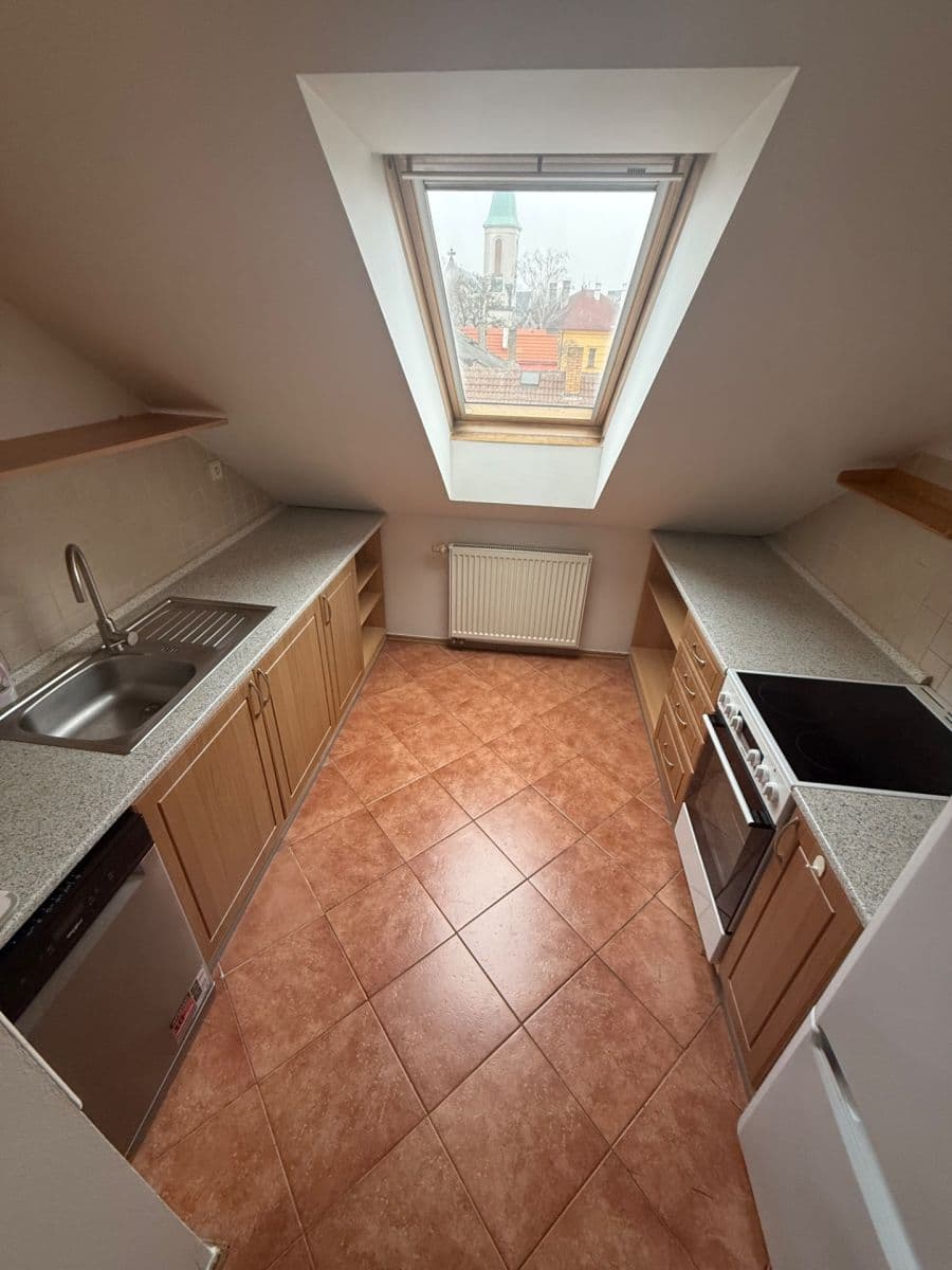 2 bedroom with open-plan kitchen flat to rent, 65 m², Dr. Marodyho, Prague, Prague 2 bedroom with open-plan kitchen flat to rent, 65 m², Dr. Marodyho, Prague, Prague