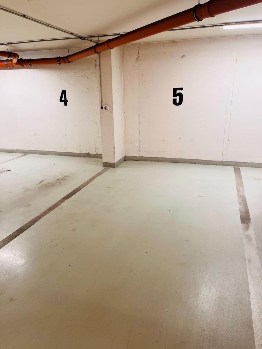 garage to rent, 15 m², Břevnovská, Prague, Prague garage to rent, 15 m², Břevnovská, Prague, Prague