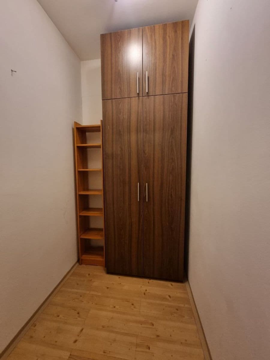 1 bedroom with open-plan kitchen flat to rent, 49 m², Nad Údolím, Husinec, Středočeský Region 1 bedroom with open-plan kitchen flat to rent, 49 m², Nad Údolím, Husinec, Středočeský Region