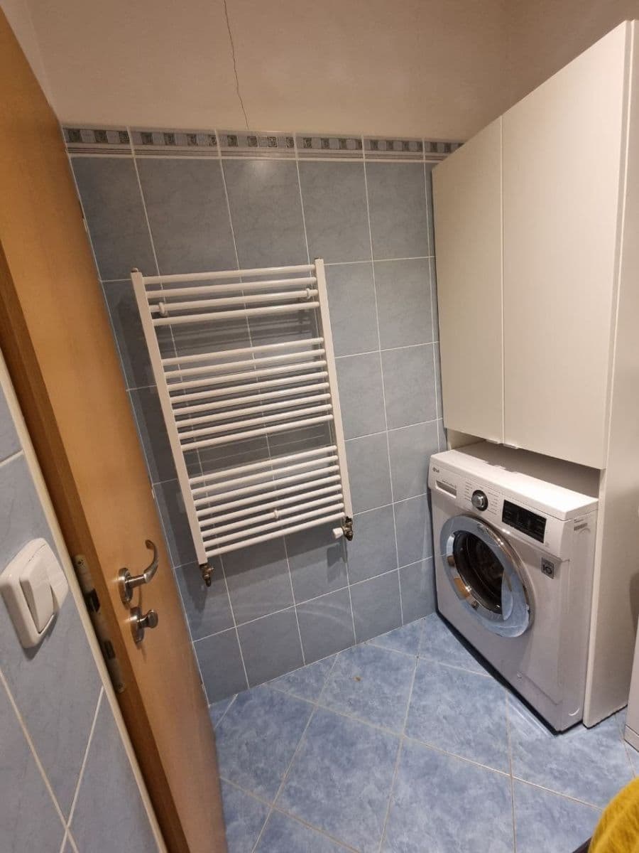 1 bedroom with open-plan kitchen flat to rent, 49 m², Nad Údolím, Husinec, Středočeský Region 1 bedroom with open-plan kitchen flat to rent, 49 m², Nad Údolím, Husinec, Středočeský Region