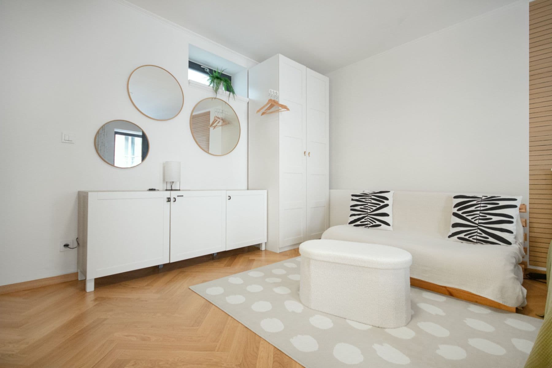 1 bedroom with open-plan kitchen flat to rent, 46 m², Pernerova, Prague, Prague 1 bedroom with open-plan kitchen flat to rent, 46 m², Pernerova, Prague, Prague