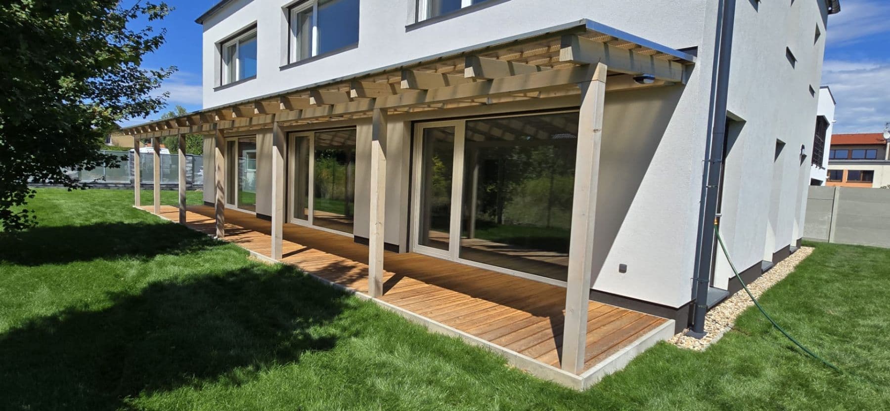 house to rent, 324 m², Jižní, Líbeznice, Středočeský Region house to rent, 324 m², Jižní, Líbeznice, Středočeský Region