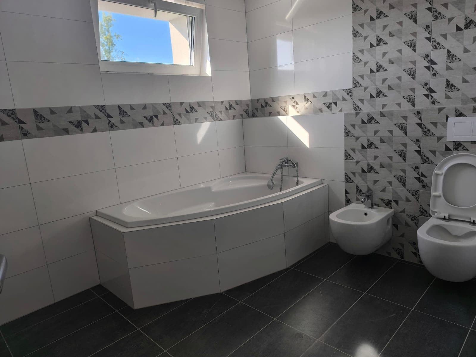 house to rent, 324 m², Jižní, Líbeznice, Středočeský Region house to rent, 324 m², Jižní, Líbeznice, Středočeský Region