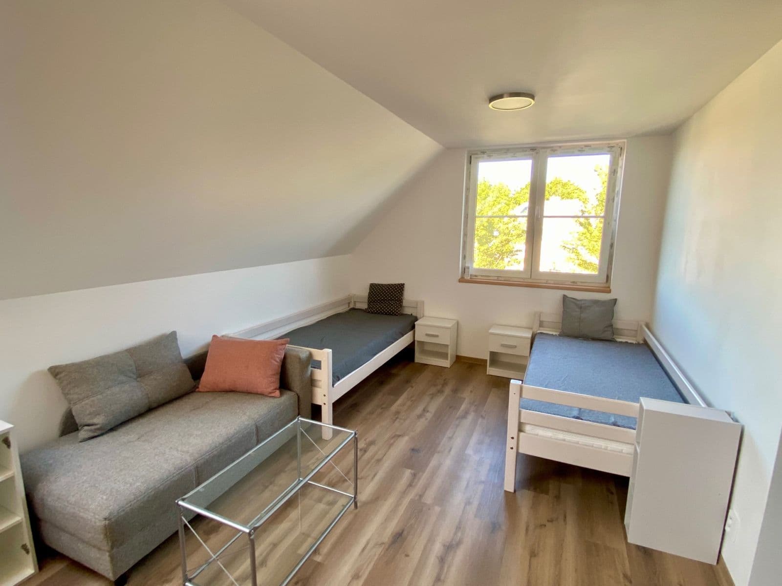 Studio flat to rent, 35 m², Dalovická, Prague, Prague Studio flat to rent, 35 m², Dalovická, Prague, Prague