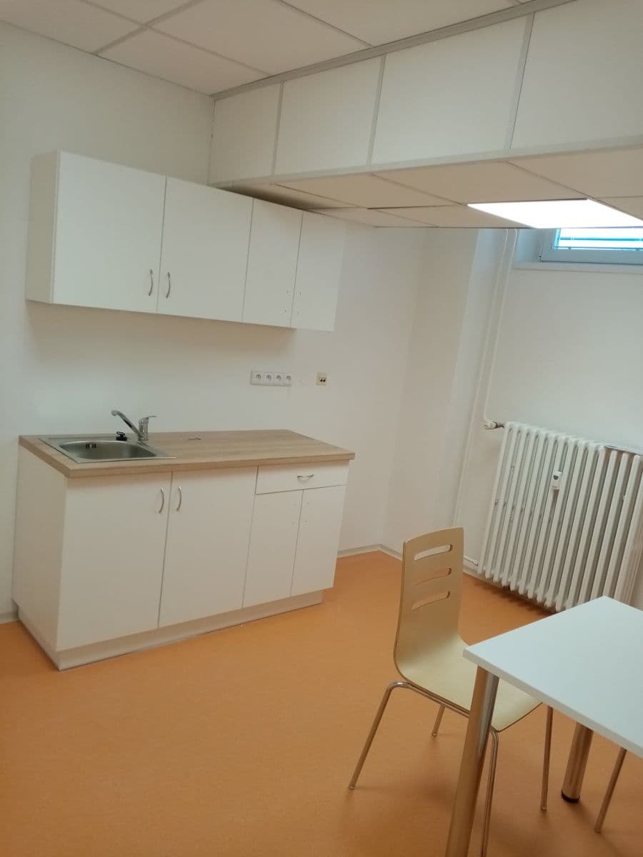 non-residential property to rent, 173 m², Hviezdoslavova, Prague, Prague non-residential property to rent, 173 m², Hviezdoslavova, Prague, Prague