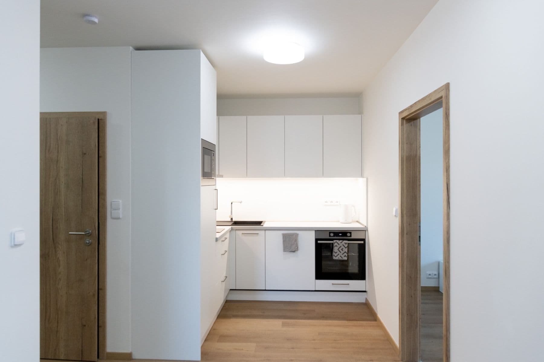 1 bedroom with open-plan kitchen flat to rent, 65 m², Nad Stráněmi, Zlín, Zlínský Region 1 bedroom with open-plan kitchen flat to rent, 65 m², Nad Stráněmi, Zlín, Zlínský Region