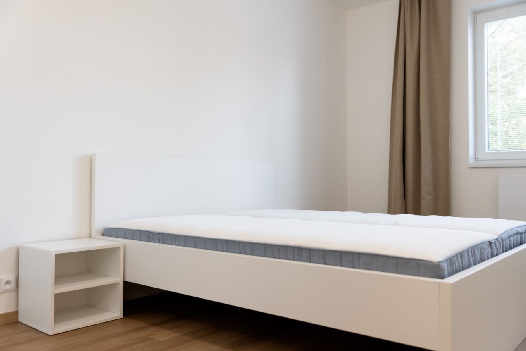 1 bedroom with open-plan kitchen flat to rent, 65 m², Nad Stráněmi, Zlín, Zlínský Region 1 bedroom with open-plan kitchen flat to rent, 65 m², Nad Stráněmi, Zlín, Zlínský Region