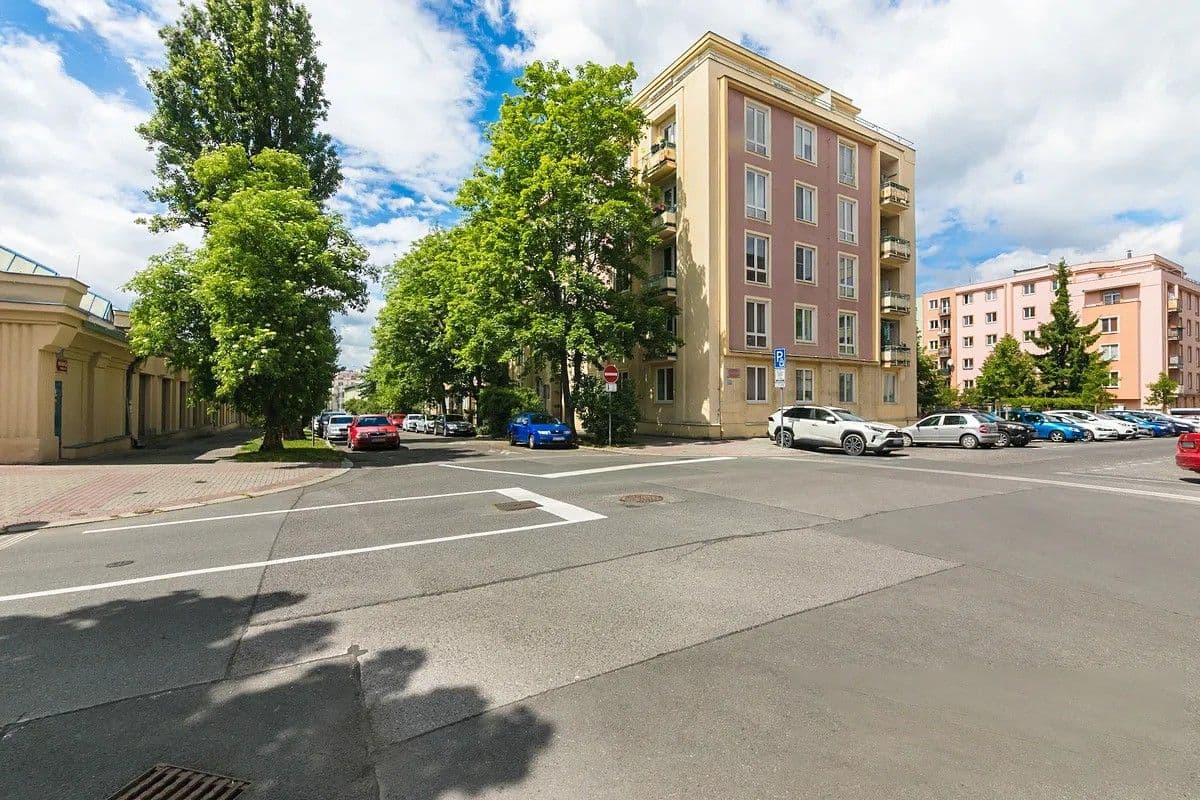 2 bedroom flat for sale, 60 m², Biskupcova, Prague, Prague 2 bedroom flat for sale, 60 m², Biskupcova, Prague, Prague