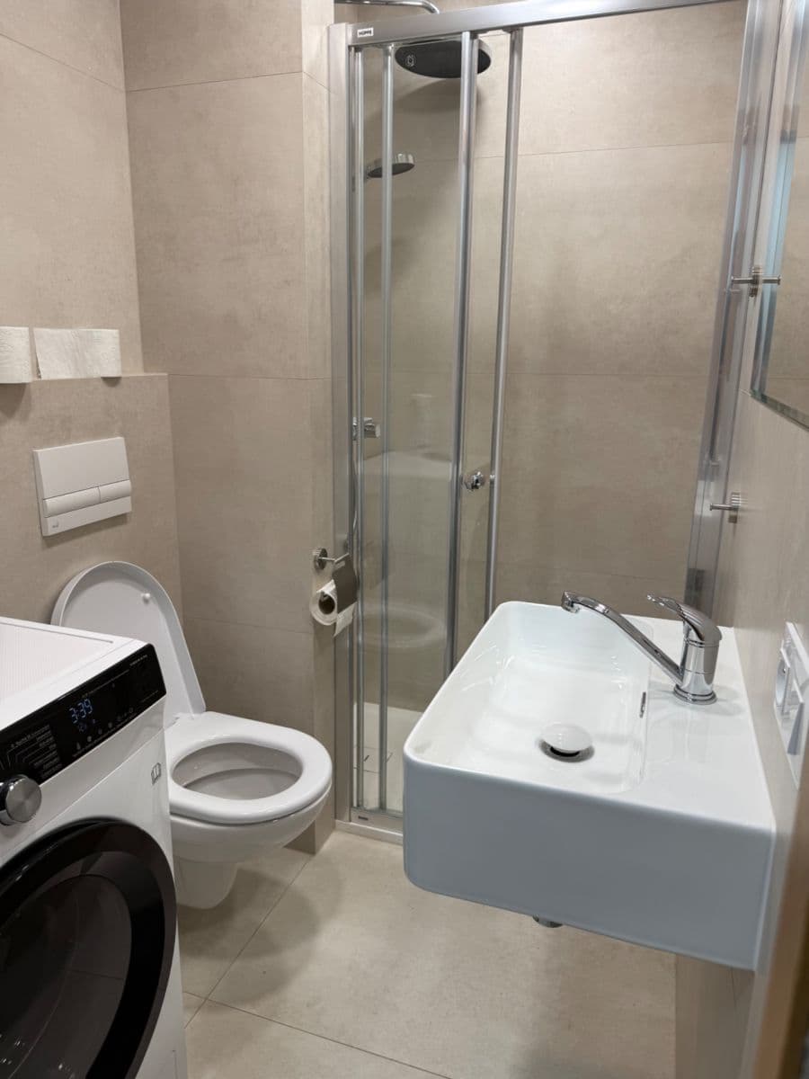 Studio flat to rent, 24 m², Josefa Houdka, Prague, Prague Studio flat to rent, 24 m², Josefa Houdka, Prague, Prague