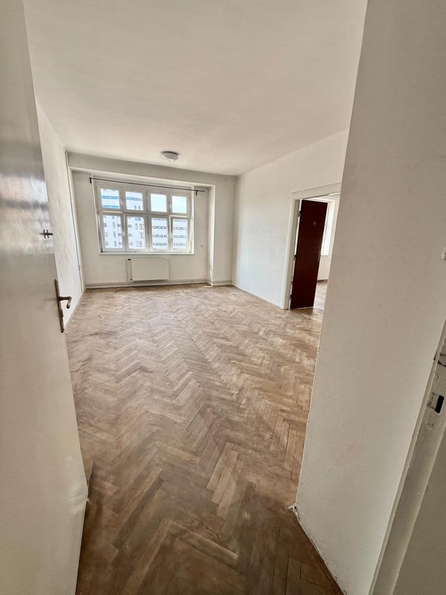 4 bedroom flat to rent, 138 m², Skořepka, Brno, Jihomoravský Region 4 bedroom flat to rent, 138 m², Skořepka, Brno, Jihomoravský Region