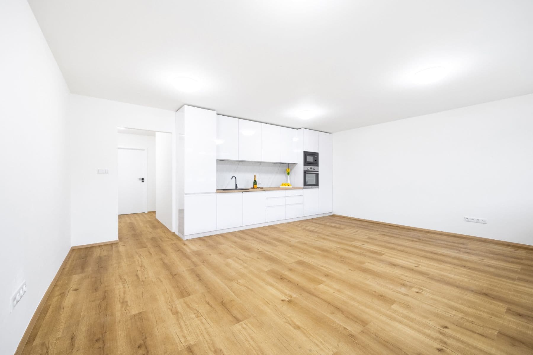 2 bedroom with open-plan kitchen flat for sale, 80 m², Kloboukova, Prague, Prague 2 bedroom with open-plan kitchen flat for sale, 80 m², Kloboukova, Prague, Prague