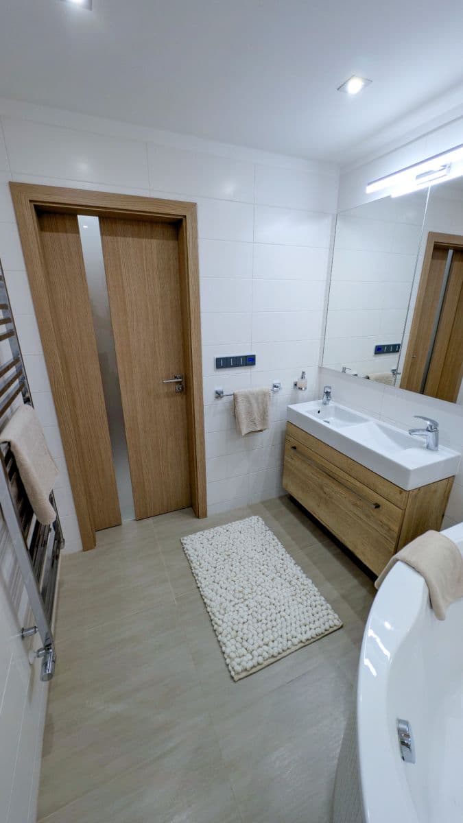 1 bedroom with open-plan kitchen flat to rent, 82 m², Rokycanova, Olomouc, Olomoucký Region 1 bedroom with open-plan kitchen flat to rent, 82 m², Rokycanova, Olomouc, Olomoucký Region