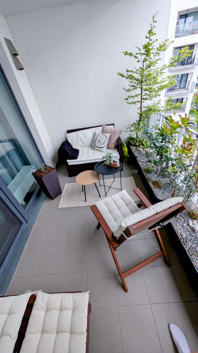 1 bedroom with open-plan kitchen flat to rent, 82 m², Rokycanova, Olomouc, Olomoucký Region 1 bedroom with open-plan kitchen flat to rent, 82 m², Rokycanova, Olomouc, Olomoucký Region